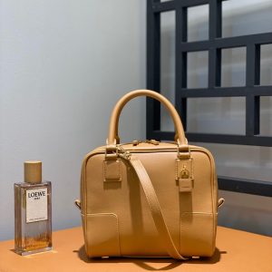 Saudi Arabia LOEWE amazona小號羅意威amazona尺寸