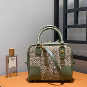 Qatar LOEWE amazona小號羅意威的包包值得買嗎