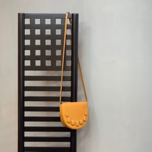 Jakarta LOEWE Heel Pouch大卡包腰包羅意威包包官網