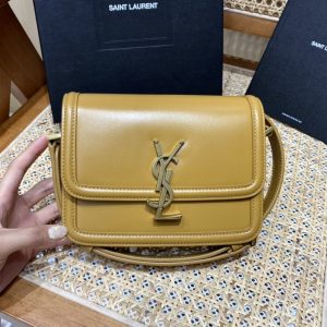 Calgary Canada聖羅蘭 SOLFERINO BOX秋冬最新黃色