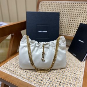 The city of London UK Britain YSL聖羅蘭腋下鏈條包24CM