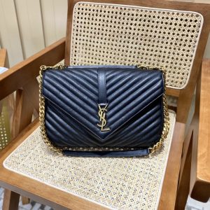 Tokyo, Japan YSL 聖羅蘭monogram繫列聖羅蘭包包圖片