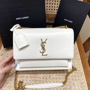 Qatar Doha YSL  sunset日落包白色金扣聖羅蘭包包價格