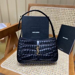 Saudi Arabia Riyadh 聖羅蘭le5a7 由來聖羅蘭包包官網