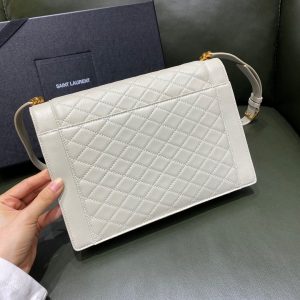 Vancouver Canada YSL Gaby絎縫紋路信封斜挎包細節圖