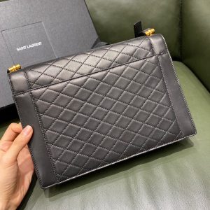 Calgary Canada聖羅蘭 Gaby絎縫紋路信封斜挎包細節圖