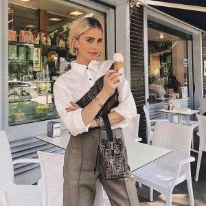 Dubai 芬迪Fendi MON TRESOR水桶包上身參考圖