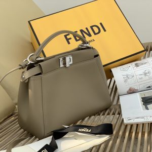 Montreal Canada芬迪Fendi peekaboo mini灰色水染羊皮