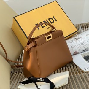 Sydney Australia芬迪Fendi peekaboo mini焦糖色芬迪包