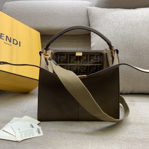 Saudi Arabia Riyadh芬迪Fendi Peekaboo X-Lite中號手袋