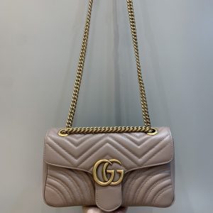 Abu Dhabi古馳Marmont繫列小號肩背包奶茶色cucci官網