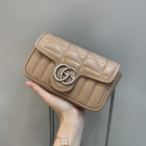 Adelaide Australia古馳幾何繫列Marmont手袋奶茶色