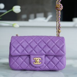 Tokyo, Japan香奈兒22s 編織金球紫色最新款香奈兒女包