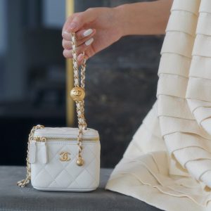 Singapore 香奈兒金屬球繫列mini盒子包 香奈兒女式包包