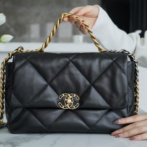 Kuwait香奈兒chanel19包官方價格香奈兒19包經典黑中號
