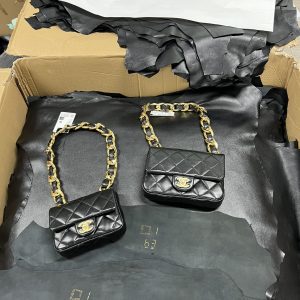 Abu Dhabi香奈兒 chanel22ss春夏走秀款粗鏈條腋下包