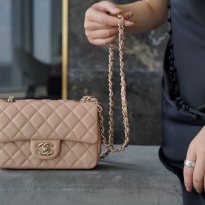 Canada Ottawa香奈兒 chanel  CF classic flap羊皮 𝖬𝖨𝖭𝖨