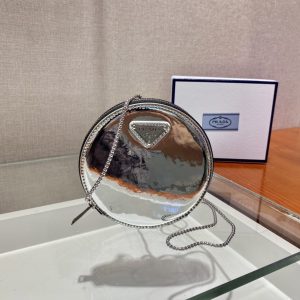 Skachki PRADA 普拉達迷妳手拿包亮面小圓形零錢包
