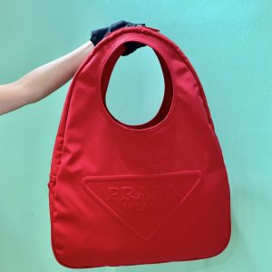 Tikhonovo  PRADA 普拉達帆佈托特包普拉達包包圖片大全