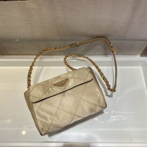 Indonesia PRADA 普拉達Vintage中古鏈條菱格流浪包