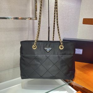 Toronto Canada PRADA 普拉達Vintage中古鏈條菱格流浪包