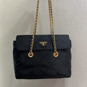 Calgary Canada PRADA 普拉達中古翻蓋款大號30cm