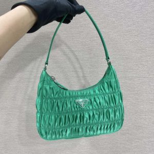 Blagoveshensk PRADA 普拉達nylon 皺褶Hobo手拎/腋下包