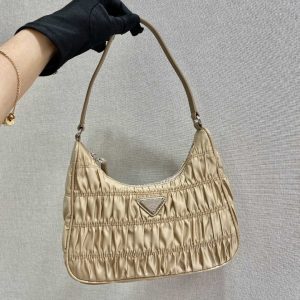 Yegor’yevsk 1 PRADA  Hobo手拎/腋下包普拉達女士包