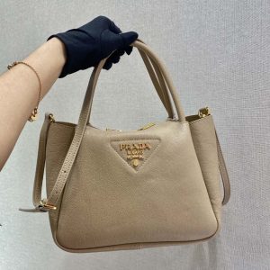 Omsk-vost PRADA 普拉達秋冬繫列手提包普拉達包包官網