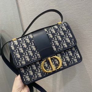 Montreal Canada迪奧 Dior 30 Montaigne 蒙田皮肩帶款