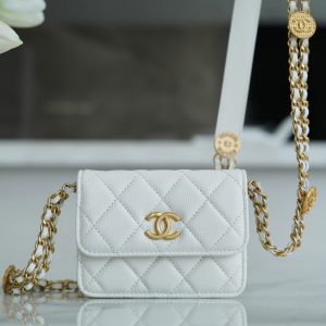 CHANEL 香奈兒高級手工坊金幣woc mini 白香奈兒的女包