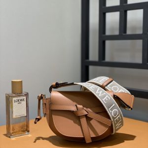 Los Angeles USA LOEWE馬鞍包羅意威官網 女包