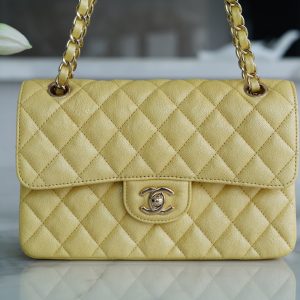 CHANEL 香奈兒Classic Flap手袋小號 珠光黃香奈兒的包