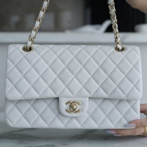 CHANEL香奈兒Classic Flap經典口蓋包白色香奈兒女款包包