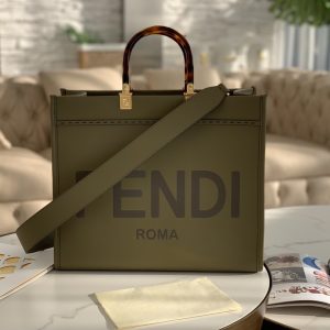 Blagoveshensk 芬迪Fendi托特包芬迪女包官方網站