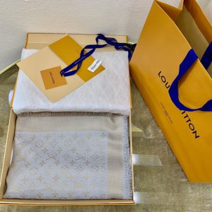 路易威登圍巾價格圖片Shine Monogram  m75121灰金