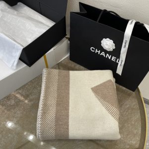 香奈兒毛毯價格多少CHANEL 錯位雙C毛毯▪️杏色