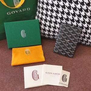 戈雅包包什麽檔次Goyard戈雅 新款 護照夾牛皮內裏高品質