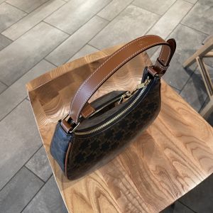 賽琳女士包包是國際品牌嗎Celine Ava腋下包贈送零錢包