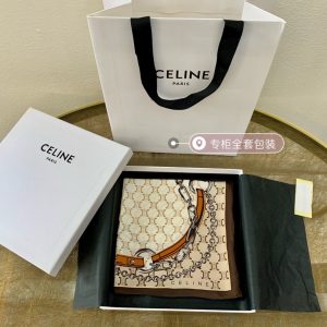 Celine 真絲方巾 精髓凱旋門標誌賽琳女士包包是國際品牌嗎