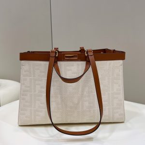 Ekateriburg/ station Swerdlovsk-tov  Fendi peekaboo tote包