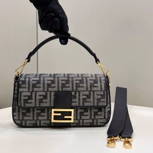 Miass-1芬迪 Fendi Iconic Baguette中號法棍芬迪包包