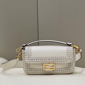 Moskwa-tov-Paw 芬迪baguette包Fendibaguette包包官方