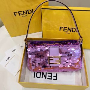 Singapore  芬迪 Fendi腋下法棍包包芬迪法棍包尺寸大小