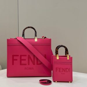 Qatar芬迪女士包包價格和圖片梅紅Fendi女士包包官網