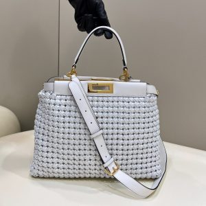 芬迪女士包包價格和圖片芬迪 Fendi️編織羊皮走秀款