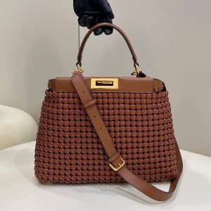 芬迪女士包包官網旗艦店Fendi️編織羊皮走秀款全手工制作