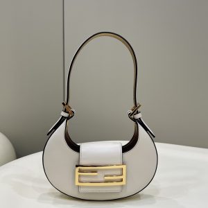 Southward London Britain芬迪 Fendi mini牛角新月包