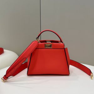 Arkhangel’sk-gorod芬迪 Fendi peekaboo  經典款桔紅