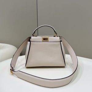 Balakirevo芬迪 Fendi peekaboo系列包包全套包裝乳粉